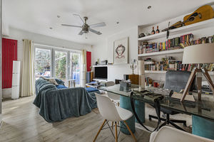 Living Area- click for photo gallery